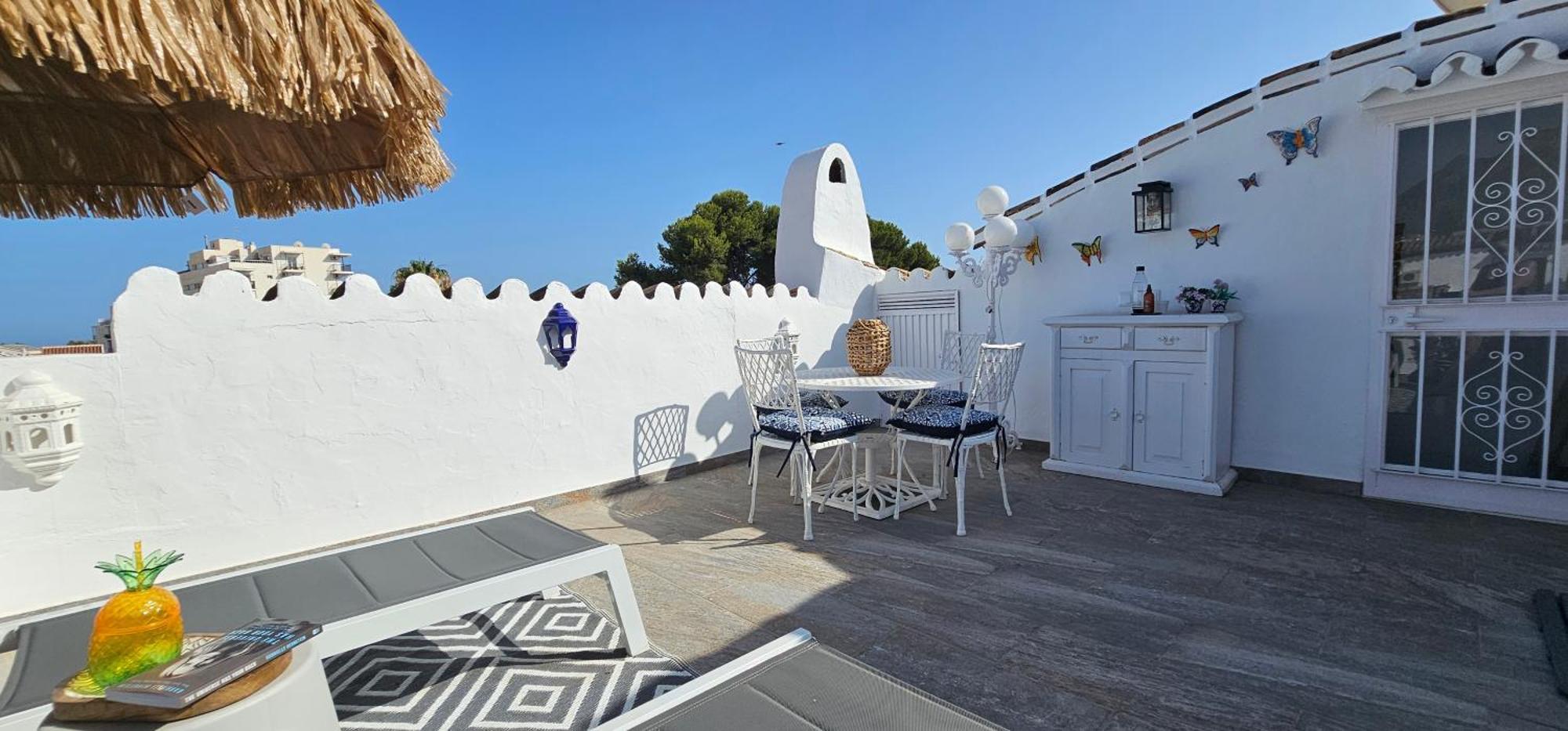 Pueblo Andaluz New Luxury Townhouse Centre Nerja