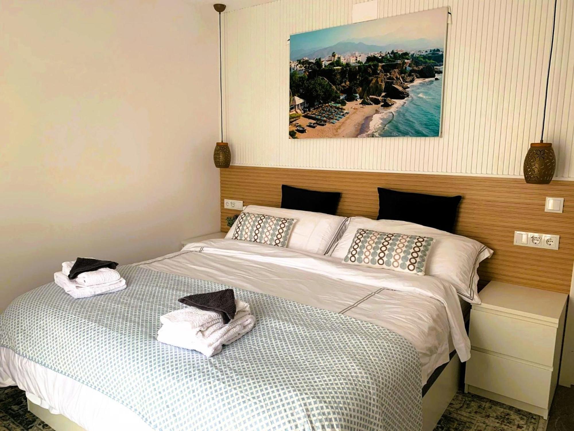 Pueblo Andaluz New Luxury Townhouse Centre Villa *