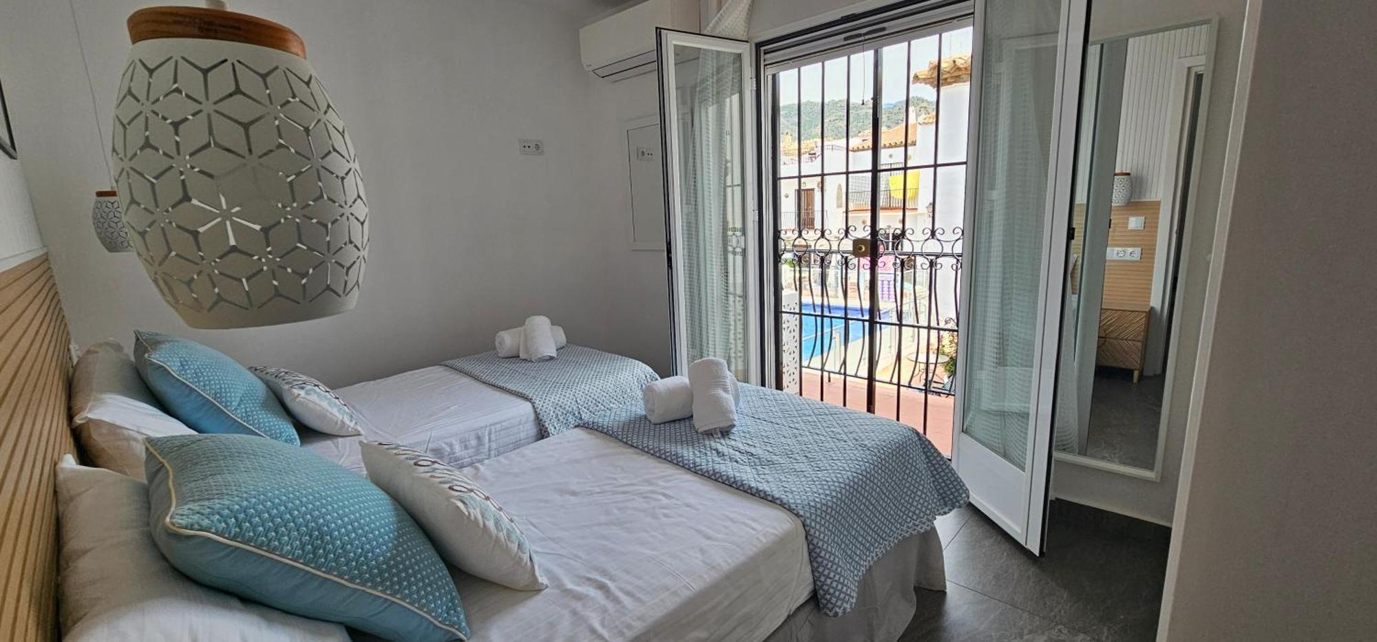 Villa Pueblo Andaluz New Luxury Townhouse Centre *