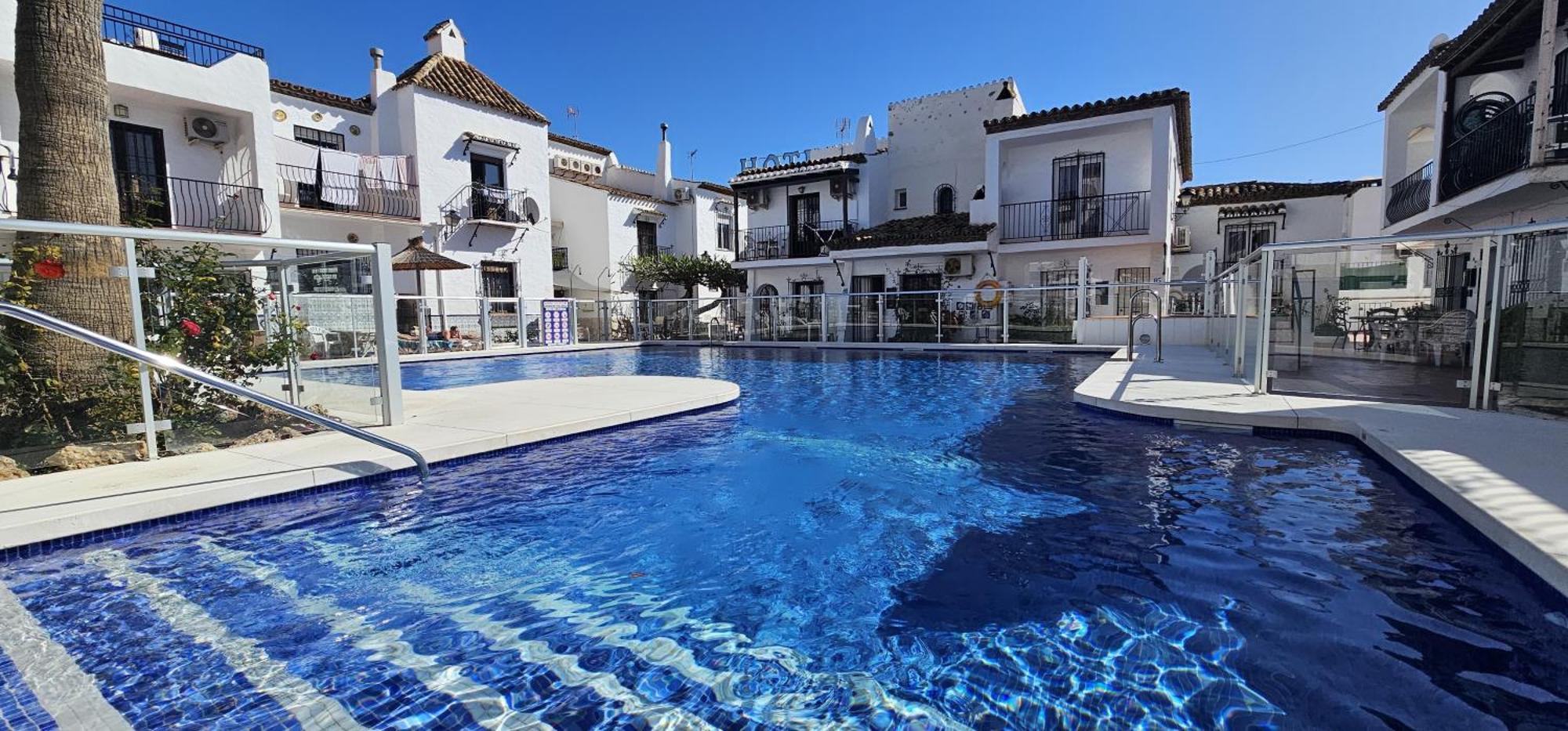 Pueblo Andaluz New Luxury Townhouse Centre Villa